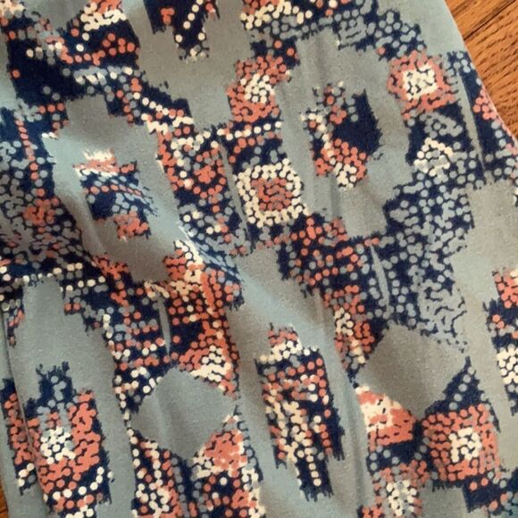 Lularoe legging so soft -one size - Picture 2 of 6